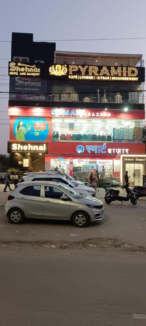 Shehnai Hotel And Banquet Hisār Buitenkant foto